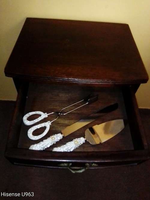 A Beautiful large vintage Two Draw Cutlery Cabernet.Plus 2 set's Wedding Cake Utensils