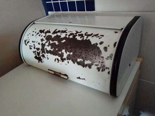 A well used large ` Monarch ` bread bin in original condition, for refurbish in used condition.