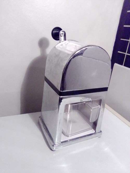 Man Cave must. Vintage manual opperated Ice crusher  complete with slinger and bin`s.