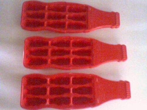 3 X COKE Ice Tray's in good condition .Postage Per One R39 +2% Insurance if required