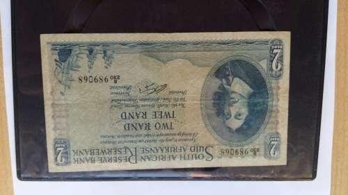 Old South African Rissik R2 note in good condition