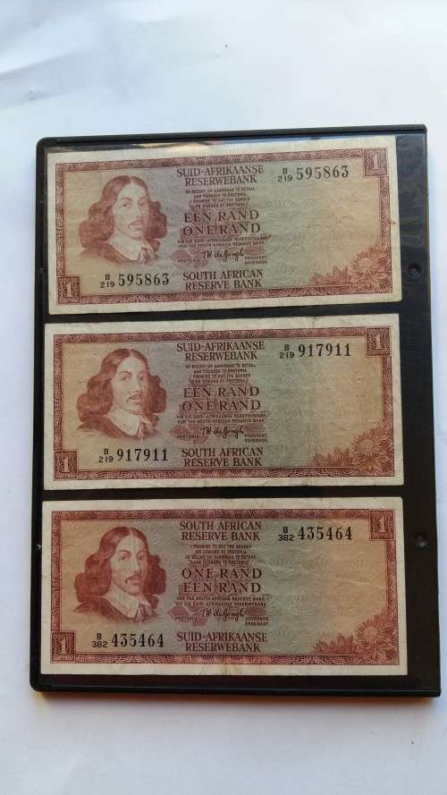3 x Old South African TW De Jongh R1 notes in good condition