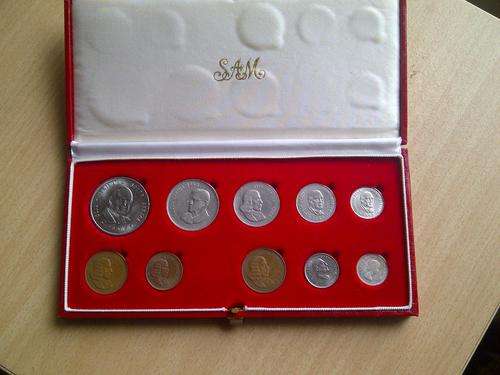 Collection in SAM Box: R1- 1990, 50c - 1968, 20c - 1965, 10c - 1982, 5c - 1982/1976, 2c - 1965/1967