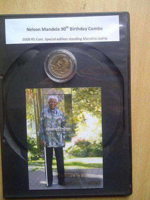 Mandela 90th Birthday special: Capsulated R5 coin and standing stamp