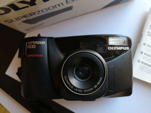 Olympus uperzoom 800 Auto Focus 35mm camera