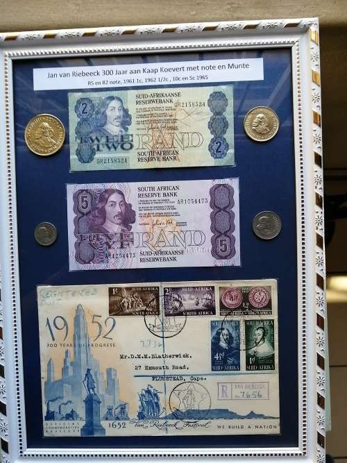 Jan van Riebeeck 300 years at Cape set with notes and coins
