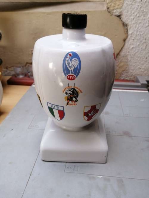 Rugby Klipdrift empty brandy bottle - All major world rugby teams displayed