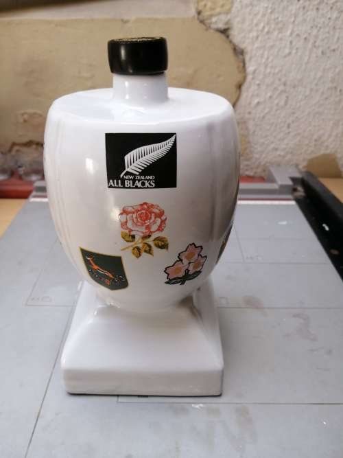 Rugby Klipdrift empty brandy bottle - All major world rugby teams displayed