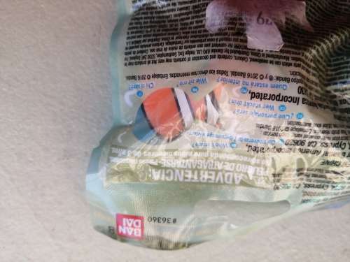 Disney Pixar Finding Dory -  Marlin Nemo's father and Coral's husband inside!