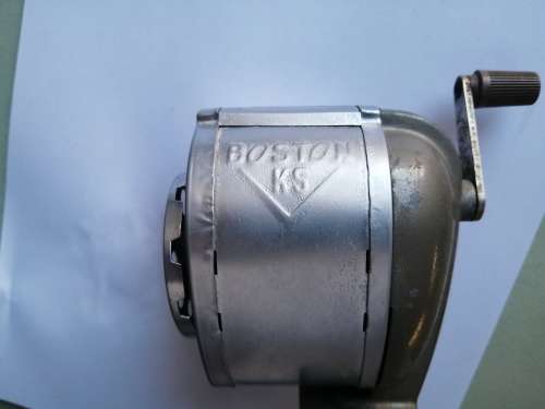 Vintage old school pencil sharpener in perfect workin condition