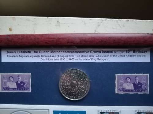 The Queen Mother 80th birthday commemorative set with Commemorative Crown issued on her Birtday