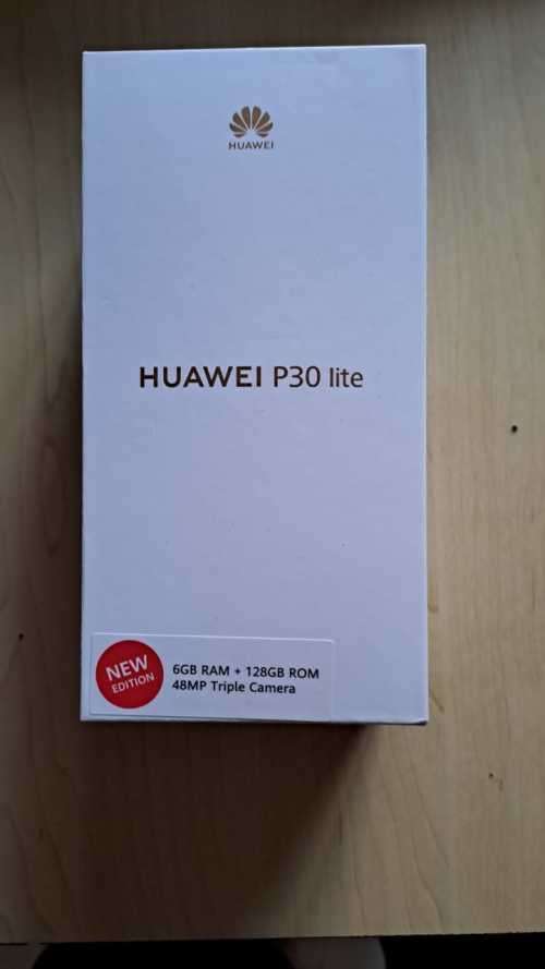 Huawei P30 Lite Cellphone in Great condition - Back cover included