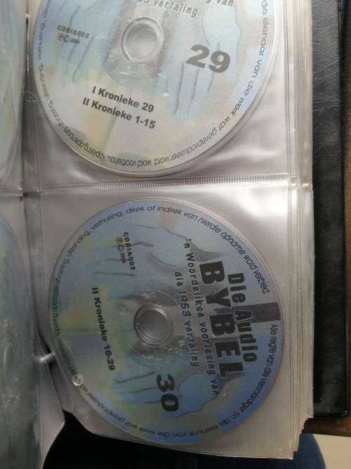 Complete Set of 76 CD`s of 1953 Afrikaanse vertaling van die Bybel - woord vir woord voorlesing