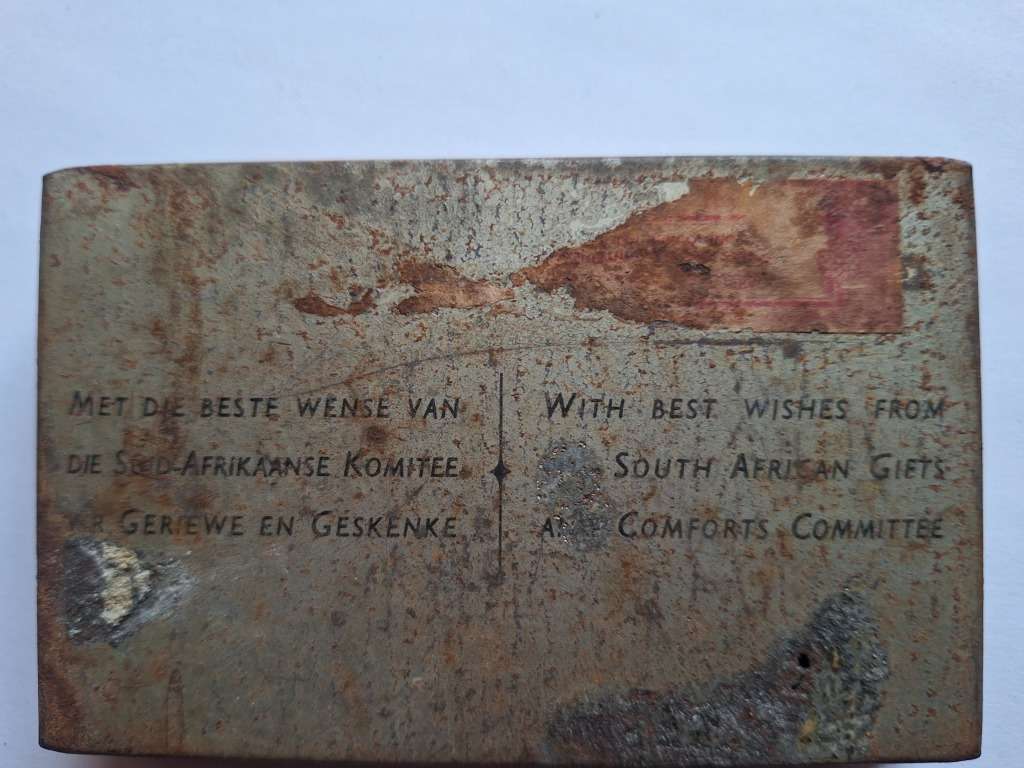 Gift box to Soldiers in World War II in 1941 by Smuts and his wife Issie