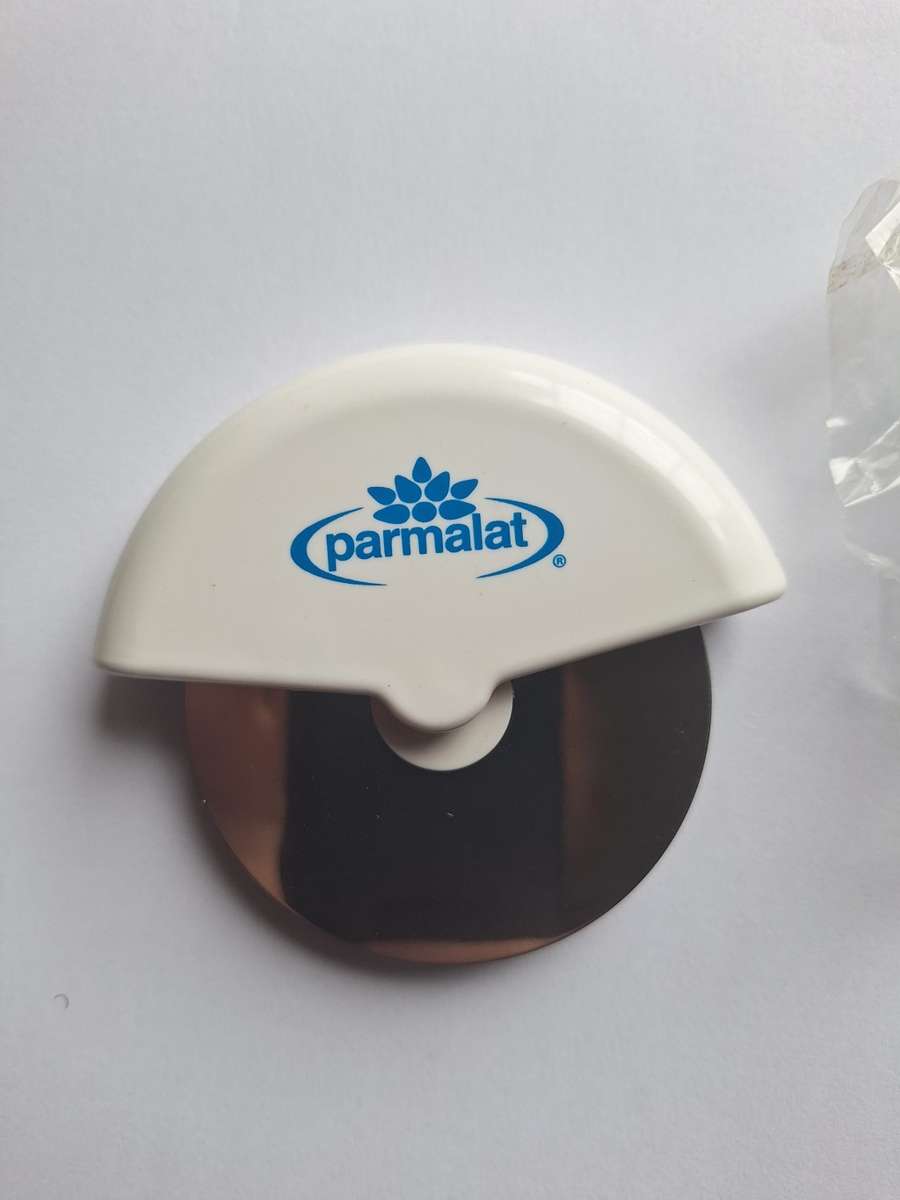 Panarottis pizza pasta cutter