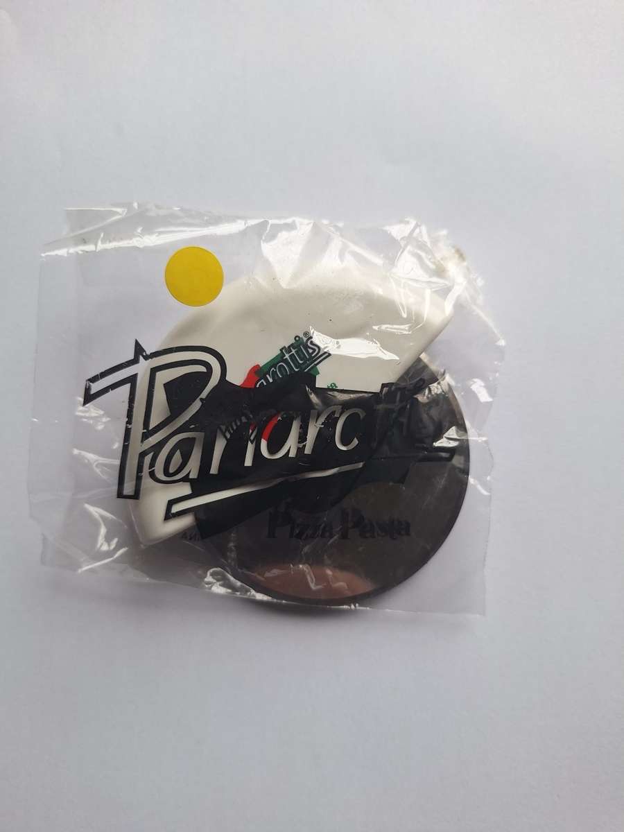 Panarottis pizza pasta cutter