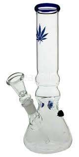 AWESOME LOOKING AND EFFECT CLEAN GLASS BONG WITNWEED IMPRINT (MEDUIM SIZE)
