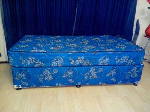 Single Bed and Base is for Sale