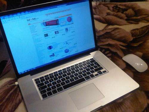 Apple MacBook Pro i5 "Core 2 Duo" 2.8GHz 17" Model 5.2