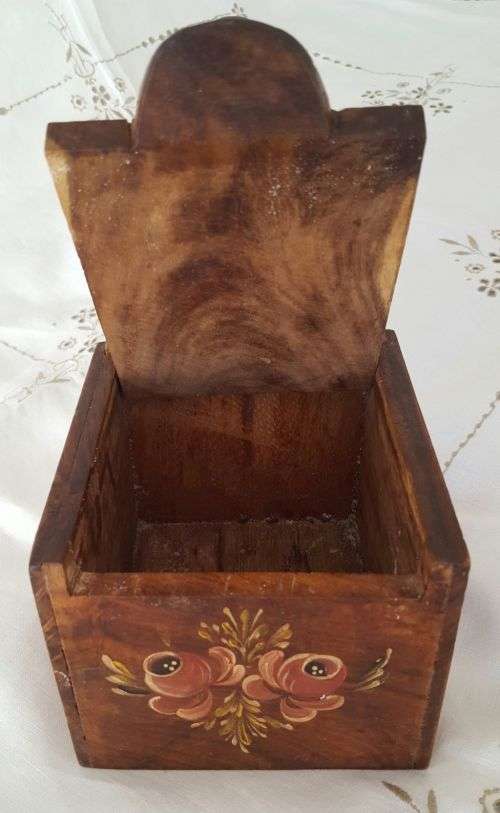 vintage hand painted Baurenmalerei salt container