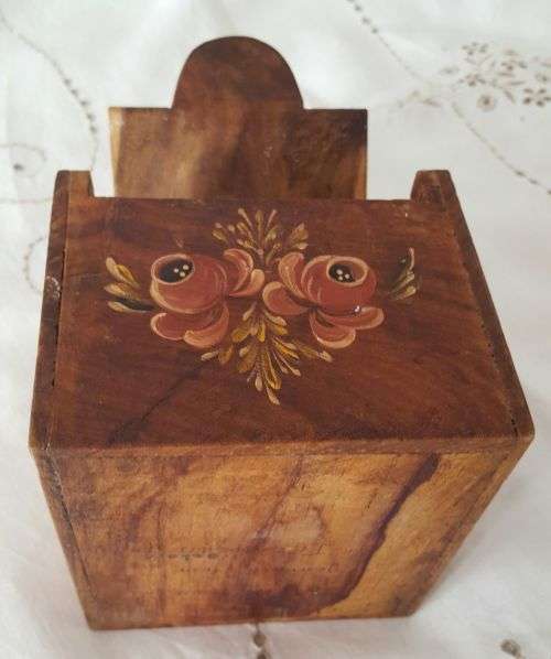 vintage hand painted Baurenmalerei salt container
