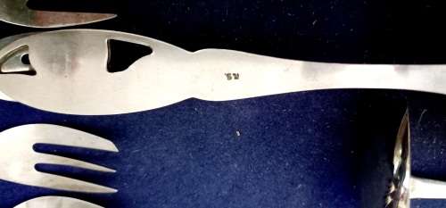 Very scarce 22 piece `Groot Trek` centenary tea cutlery set in original box