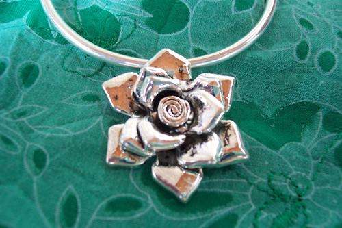 Tibetian silver rose pendant