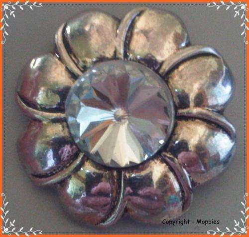 Tibetian silver flower ring with clear crystal inlay