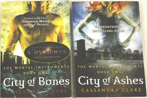 Mortal Instruments Book 1 and 2 *NEW