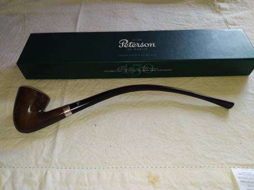 Peterson Bend Dublin churchwarden smoking pipe.
