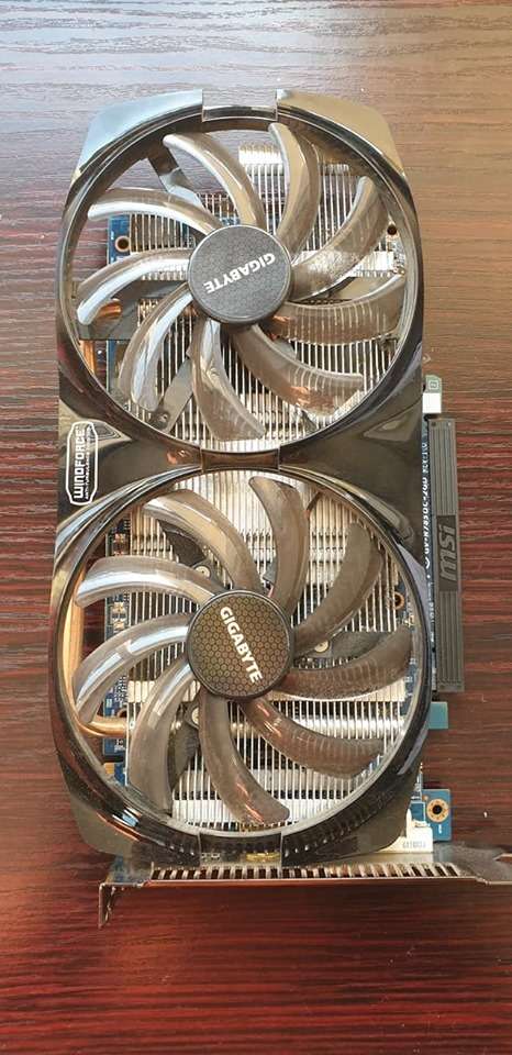 Gigabyte AMD Radeon HD 7850 Graphics Card (2GB)