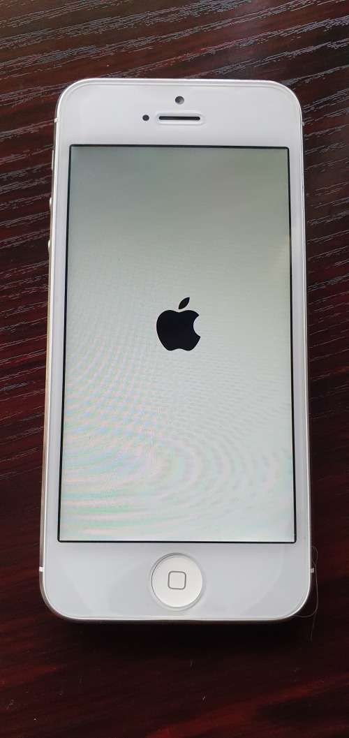 iPhone 5 64GB iCloud locked - selling for spares