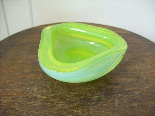 BEAUTIFUL BOWL/ASHTRAY.  MURANO//