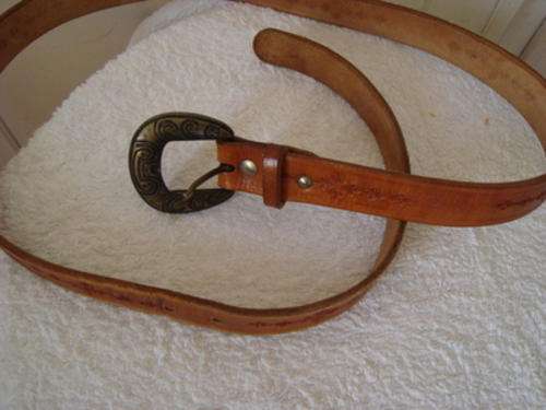 LEATHER BELT