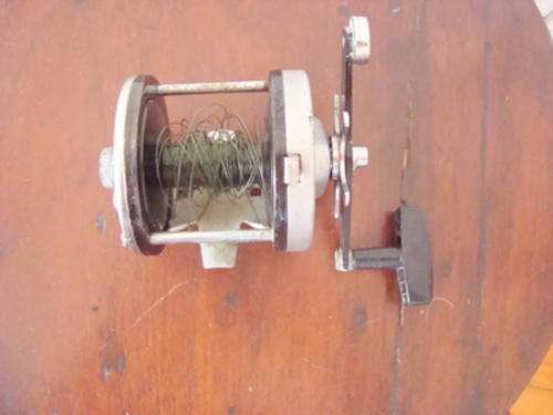 AMBASSADEUR 12  FISHING REEL
