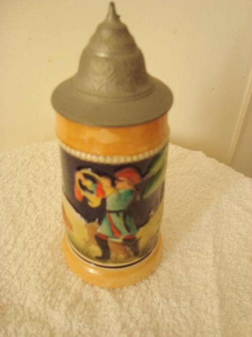 BEER MUG.  GERMAN. PEWTER LID.