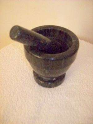 PESTLE & MORTAR.  MARBLE.