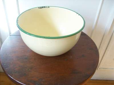 ENAMEL BOWL