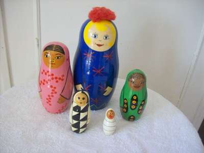 RUSSIAN DOLLS WOMEN