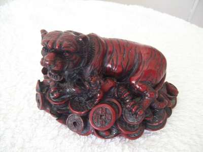 STATUE OF A TIGER ORIENTAL