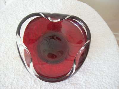 MURANO ASHTRAY. BEAUTIFUL.