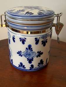 BLUE & WHITE JAR.  DUTCH SCENE.