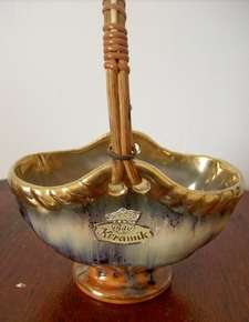 BEAUTIFUL LITLLE  ORNAMENT. MARKED: KERAMIK. NO 914.