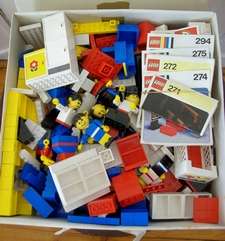 LEGO BUILDING BLOCKS.