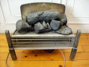 BERRY LOG ELECTRIC HEATER   ( Buyer collects )