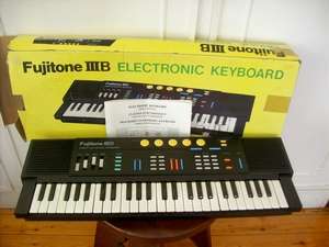 FUJITONE 111 B ELECTRONIC  KEYBOARD