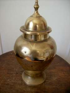 BRASS URN AND LID MEDIUM
