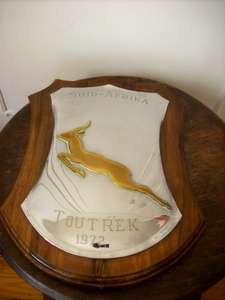 TOU TREK SHIELD.  SUID AFRIKA.  1972.