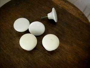 CUPBOARD DOOR KNOBS
