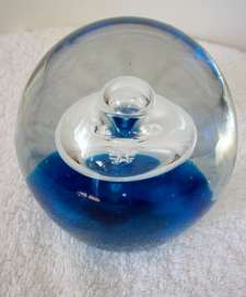 PAPERWEIGHT/DUMP.  GLASS.  BEAUTIFUL ITEM.